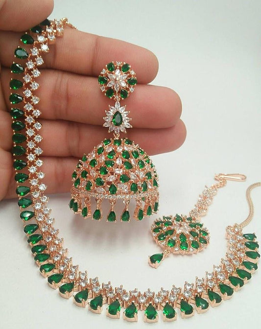 Aurora Gleam Designer Necklace Set